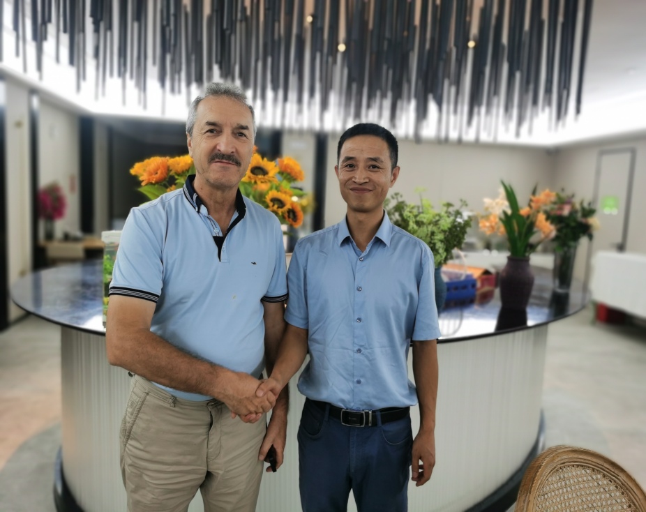 مشروع مصنع تنظيف السجاد في كازاخستان